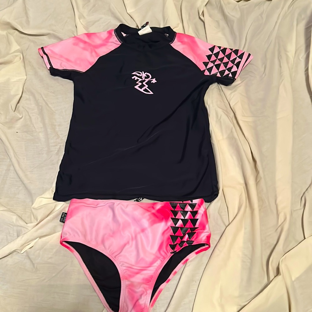 swim rash guard